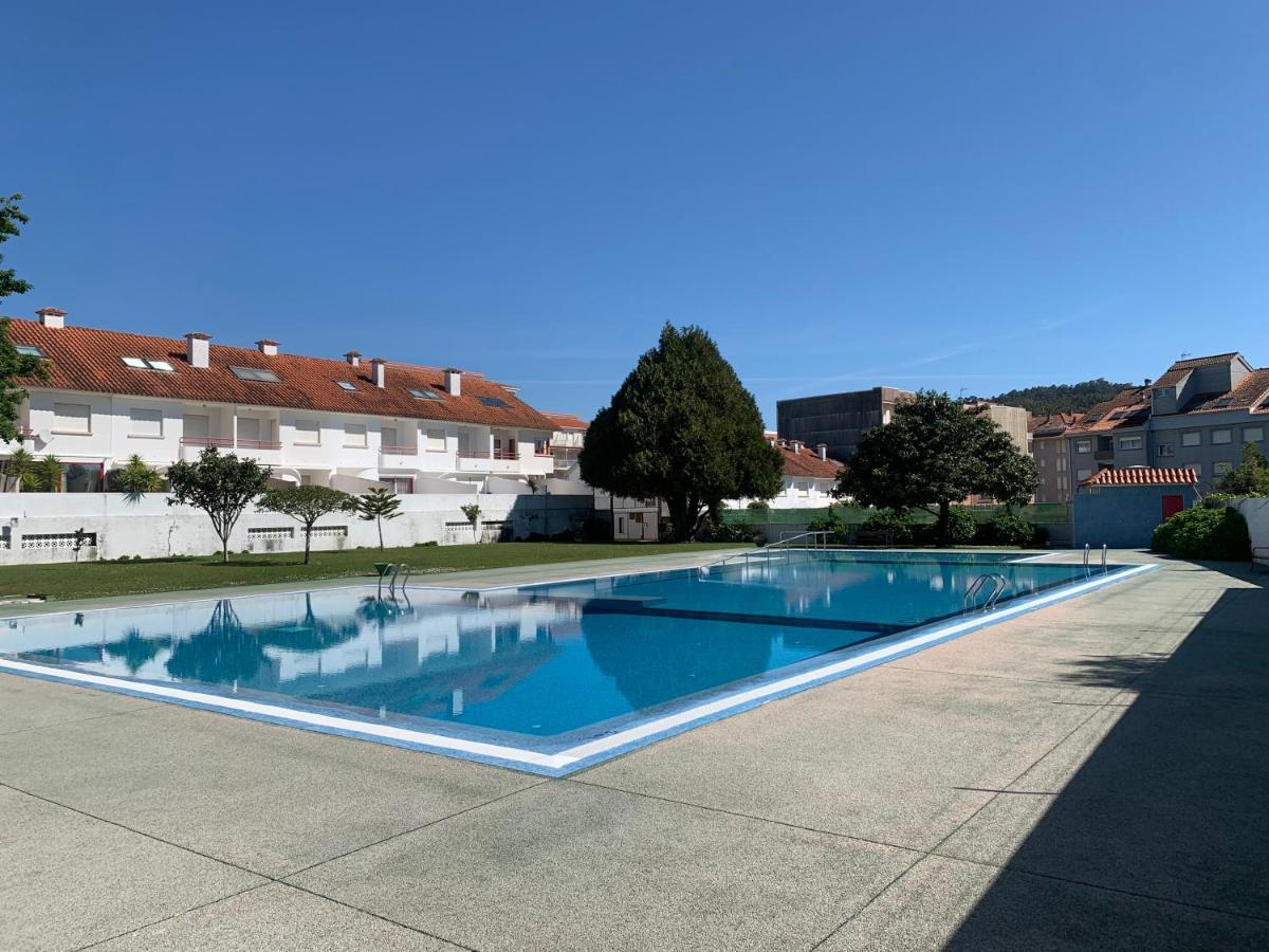 Urbanizacion Con Piscina Arnelas סנשנשו מראה חיצוני תמונה