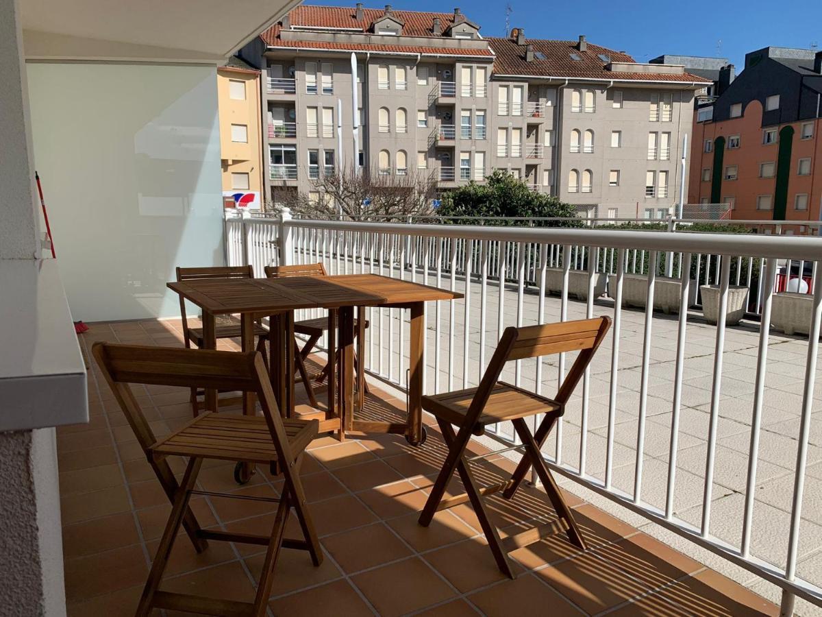 Urbanizacion Con Piscina Arnelas סנשנשו מראה חיצוני תמונה